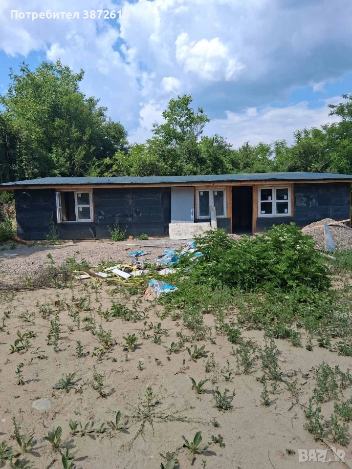 УПИ с постройка, снимка 1