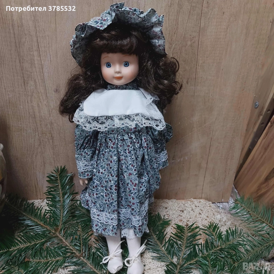 Порцеланова кукла , снимка 1