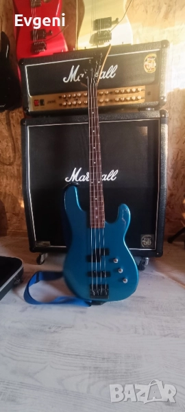 Бас китара Charvel model 2B, снимка 1