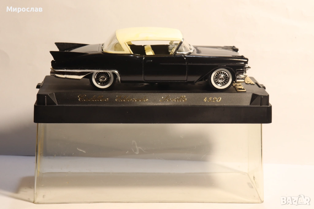 1:43 SOLIDO CADILLAC КОЛИЧКА МОДЕЛ, снимка 1