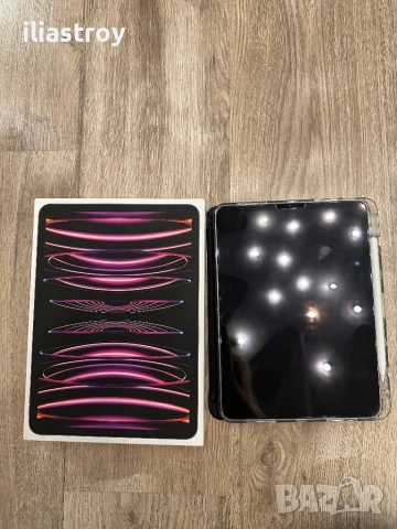 iPad 11 Pro 4th gen 256 GB + Cellular + keyboard + case