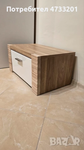 Нощно шкафче, снимка 2 - Шкафове - 54164653