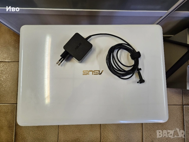 15,6" лаптоп ASUS L502S Преинсталира, готов за употреба. Windows 10 Pro Батерията му държи, с оригин, снимка 2 - Лаптопи за дома - 53165799
