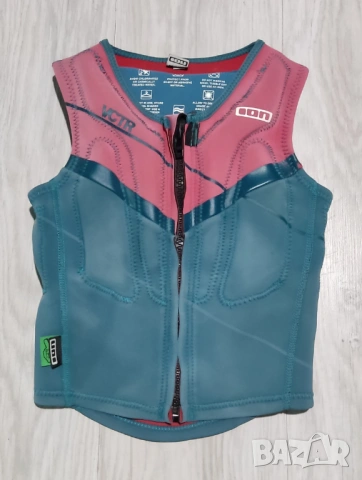 Най-добрите висок клас жилетки за джет,уейкборд,кайт и др.водни спортове, снимка 15 - Водни спортове - 28891351