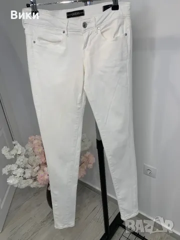 Бял панталон на Guess размер 26, снимка 9 - Панталони - 50085706