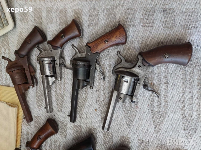 Лот капсулни пистолети Лефуше 200 евро. за брой, снимка 2 - Антикварни и старинни предмети - 52589925