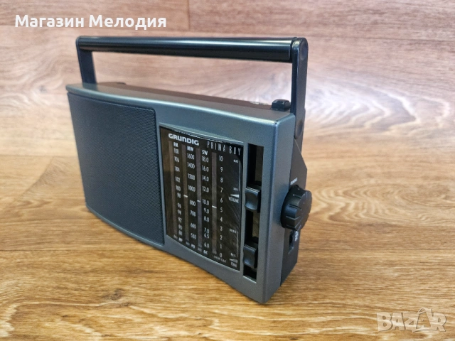 Радио Grundig Prima Boy 75K – Класическо световно радио в отлично състояние., снимка 7 - Радиокасетофони, транзистори - 54147595