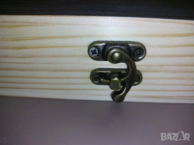 Дървена кутия за съхранение на монети, снимка 3 - Нумизматика и бонистика - 53915412