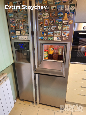 Продавам  хладилник с фризер, снимка 1 - Хладилници - 45017636