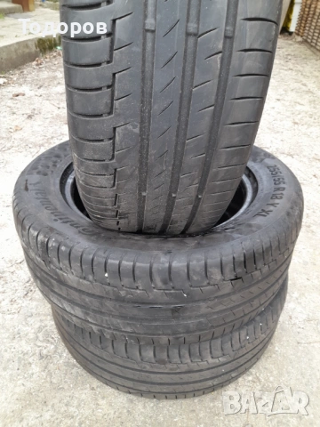 Продава гуми 255 55 18 цола,две, една или три броя.