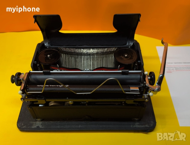 Пишеща Машина Olympia Клавиатура Qwertz Латиница Топ Състояние Обслужена 1940 Година !, снимка 7 - Антикварни и старинни предмети - 52398420