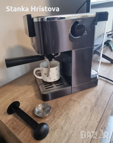 Еспресо кафемашина Klarstein 1350w 20bar., снимка 4 - Кафемашини - 53647644