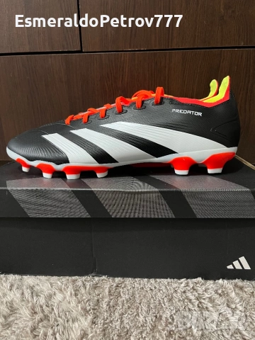Мъжки футболни бутонки Адидас Predator