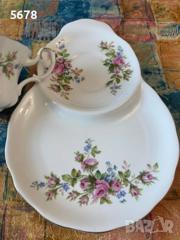 Royal Albert тенис сет Moss Rose, снимка 6 - Антикварни и старинни предмети - 54294557