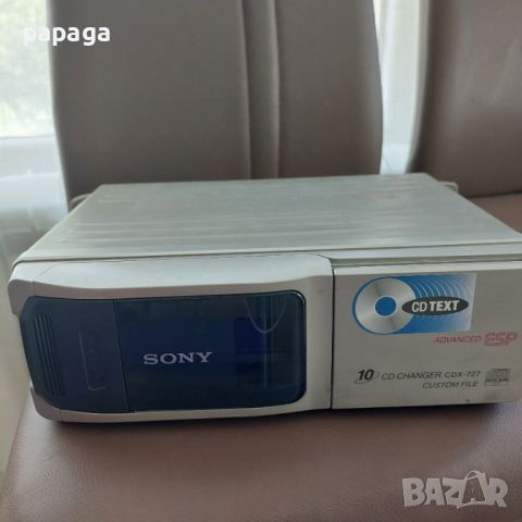 Оригинален CD чейнджър SONY от VW голф с 10 диска без кабели, снимка 1 - Аудиосистеми - 45617480