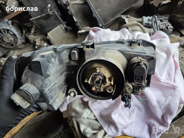 Ляв фар за ланд Роувър фрилендър, снимка 3 - Части - 52436883