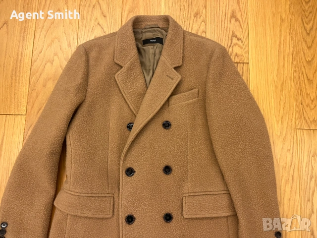 Палто Hugo Boss размер 52, снимка 2 - Палта - 53603461