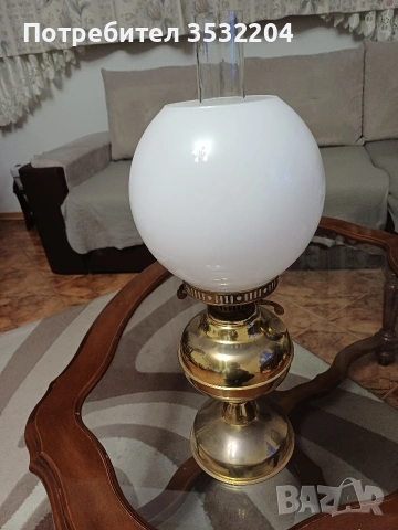 Бронзова стара лампа