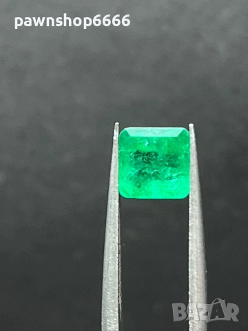 Продавам естествен изумруд 1,85 карата демонтиран от златни обеци, снимка 3 - Други - 52748549