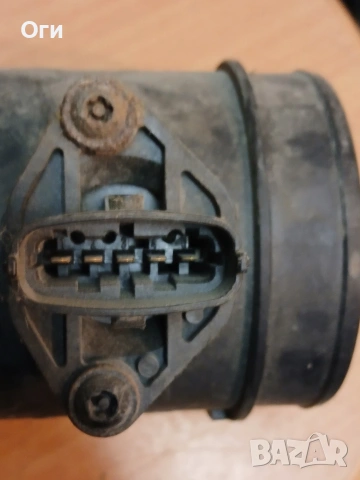 Дебитомер за Опел и Сааб 3.0 дизел 0 281 002 605 / 24 456 764, снимка 2 - Части - 54056818