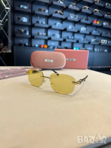 очила с черен обикновен калъф versace miu miu emporio armani loewe