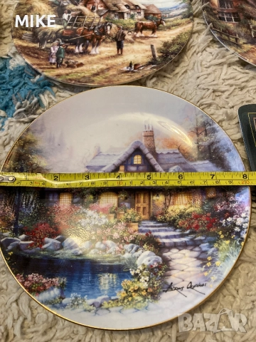 Колекционерски порцеланови чинии, снимка 9 - Колекции - 52325322