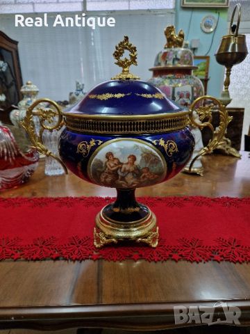 Уникална голяма изключително красива антикварна белгийска порцеланова купа Lumedart, снимка 1 - Антикварни и старинни предмети - 45368993
