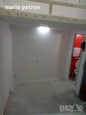 Ч.лице отдава помещение под наем в топ център,бизестена на Пиротска 22, снимка 9 - Магазини - 51789484