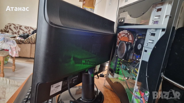 Монитор HP s2231a LCD FHD 5ms - ПЕРФЕКТЕН!, снимка 7 - Монитори - 54013312