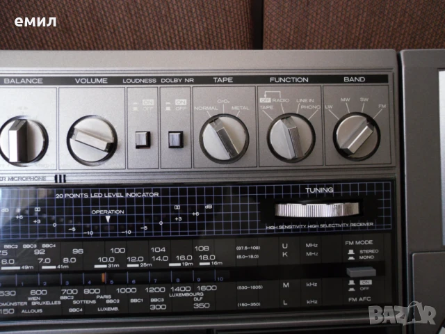 HITACHI  TRK-9100 EZ, снимка 3 - Радиокасетофони, транзистори - 51406761