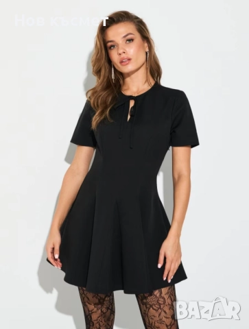 Нова черна къса рокля Sinsay , размер М, снимка 2 - Рокли - 51978013