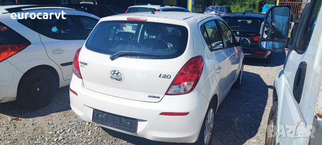 Hyundai i20 1.1 CRDi facelift ,NAVI, снимка 7 - Автомобили и джипове - 31567563