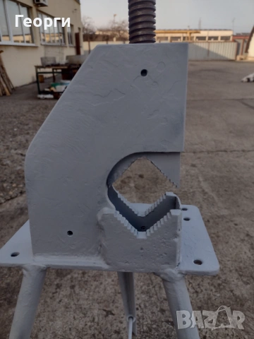 Тръбно менгеме, снимка 12 - Менгемета - 53730795