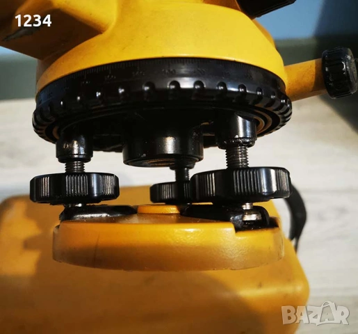 Японски оптичен автоматичен нивелир TOPCON AT-G7 22x увеличение, снимка 9 - Други инструменти - 53670516