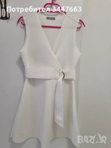 Бяла рокля Zara размер S