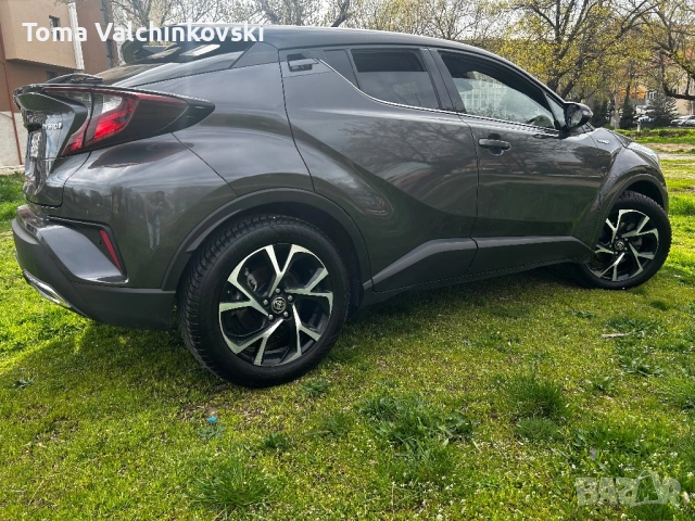 Toyota C-HR 2.0 Facelift Гаранция Хибрид Автомат, снимка 5 - Автомобили и джипове - 54115134