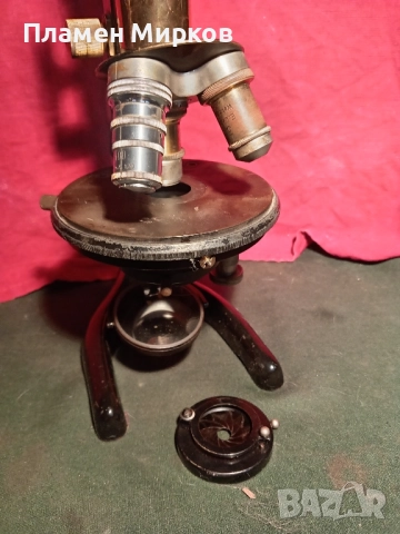 Антикварен германски бронзов микроскоп