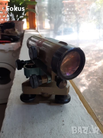 Стар военен уред бусола мерник нивелир, снимка 2 - Антикварни и старинни предмети - 51043275