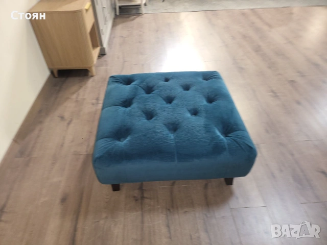 Синя табуретка от плат тип Честърфийлд, снимка 4 - Дивани и мека мебел - 53753908