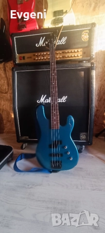 Бас китара Charvel model 2B