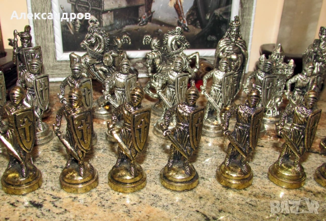 32 метални фигурки, снимка 4 - Колекции - 53766076