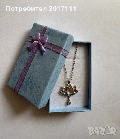 Колие Лотос с камък – Елегантно дамско бижу, снимка 3 - Колиета, медальони, синджири - 53693665