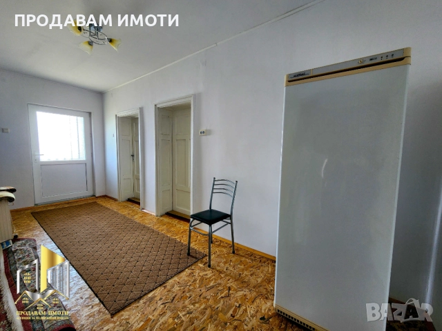 Продавам къща с два парцела, снимка 9 - Къщи - 51895155