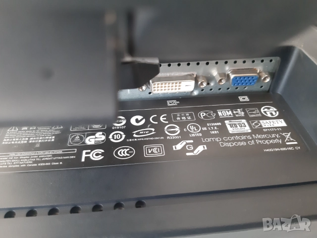 Монитор 19" HP L1950g, снимка 6 - Монитори - 52587511