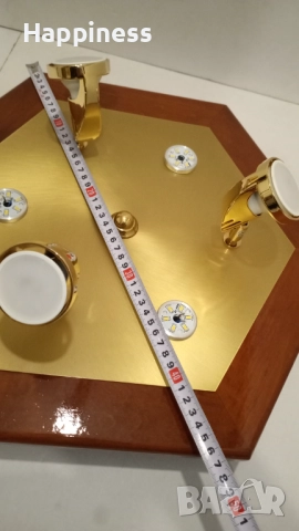 Лампа за таван с метални лунички въртящи и дървена рамка , снимка 14 - Лампи за таван - 52229805