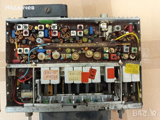 Grundig ретро авто радио Volkswagen , снимка 4 - Антикварни и старинни предмети - 52563082
