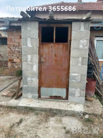 Продава се къща на центъра на две могили, снимка 16 - Къщи - 51012420