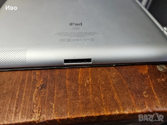 Apple iPad 2 16GB, Wi-Fi, 9.7in - White (MC979LL/A), снимка 10 - Таблети - 53354426