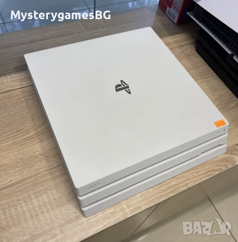 PlayStation 4 PRO WHITE с 6 месеца гаранция на изгодна цена!, снимка 1