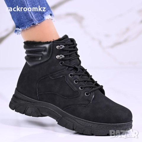 Дамски зимни боти с топъл хастар в черно B3110-1 black, снимка 3 - Дамски боти - 52943374
